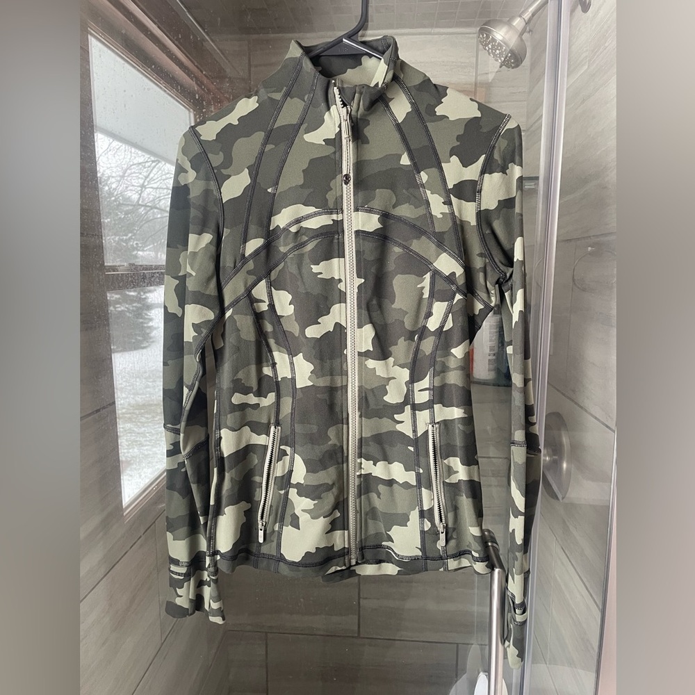 Lululemon Green Camouflage Define Jacket